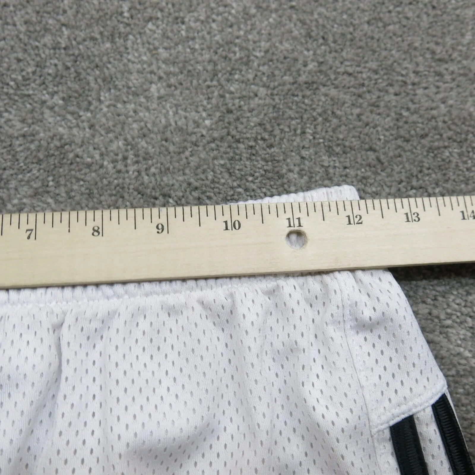 adidas Shorts Youth Size XL White Solid Mesh Elastic Blend Basketball Athletic
