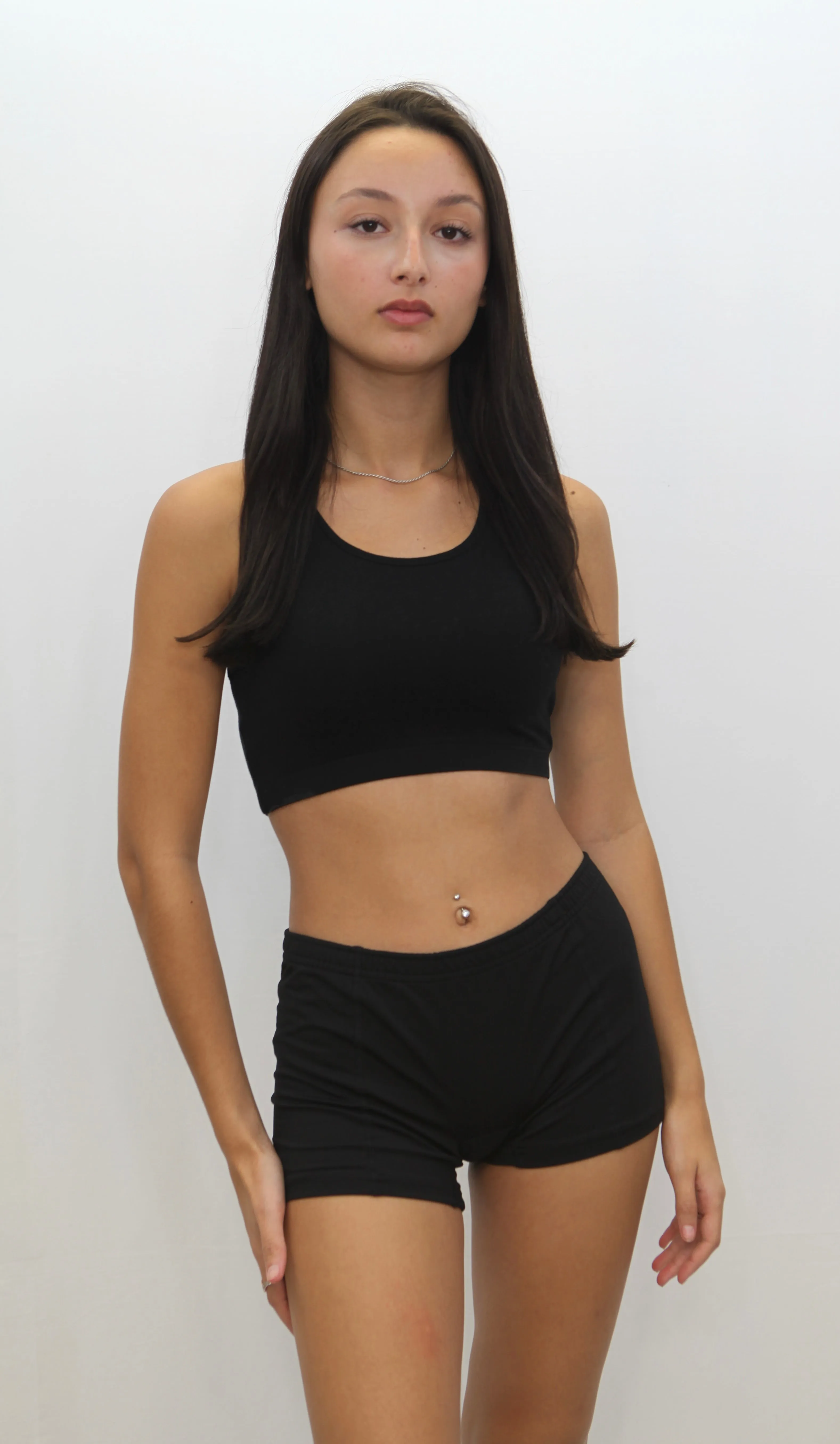 Black Women's Outfit Sleeveless Crop Tank Top and Pants Shorts Two Piece Set