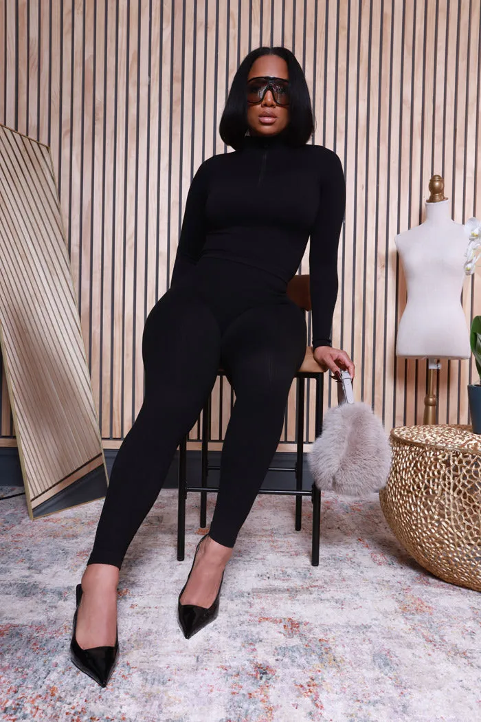 Play Out High Rise Ribbed Leggings - Black