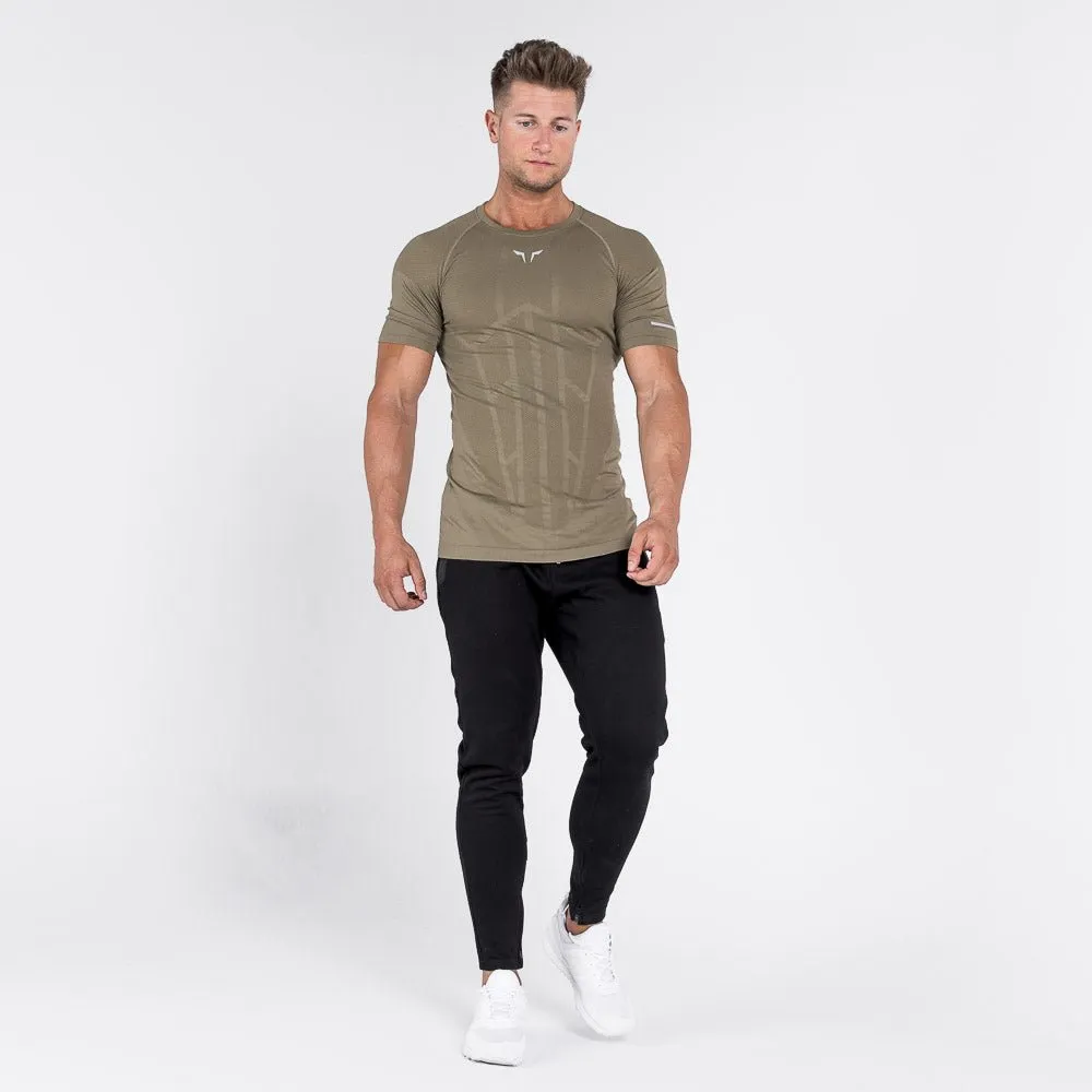 Seamless Spyder Tee - Olive in Half Sleeves
